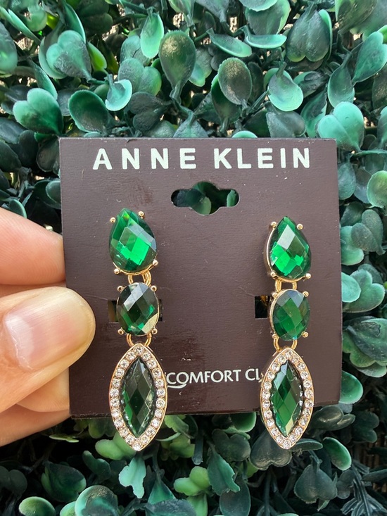 Anne Klein Jewelry - Anne Klein Green Faceted Drop Clip-On Earrings with Gold-Tone Accents